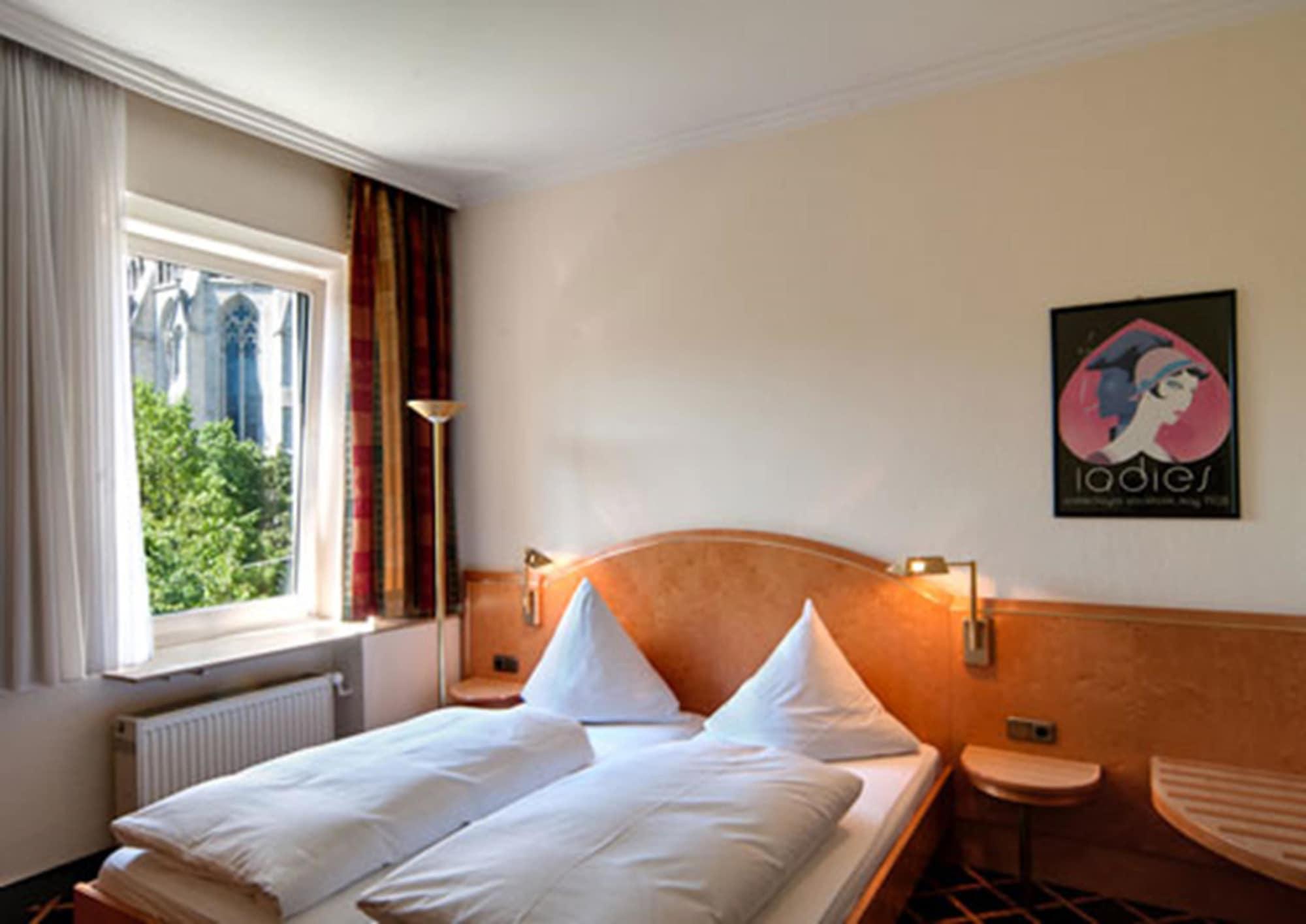 St Paul Hotel มิวนิก ภายนอก รูปภาพ